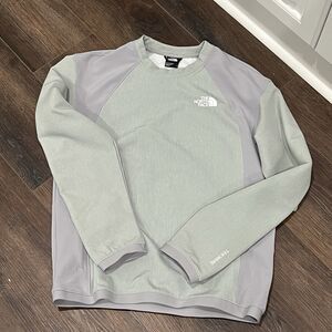 The North Face Men’s S Tekware Crew Neck Sweatshirt Flashdry Pullover